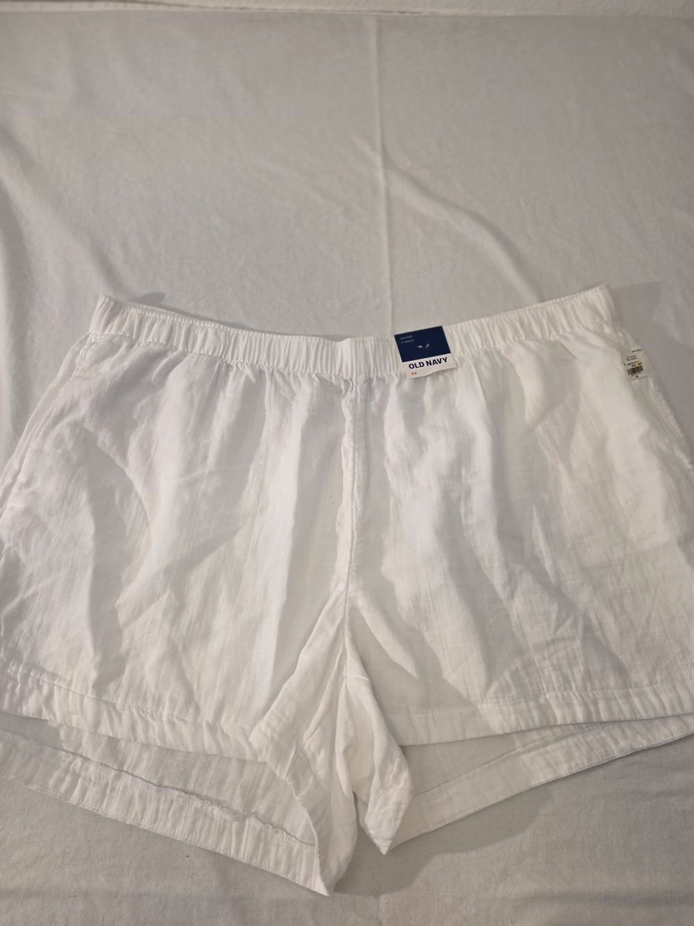 Old Navy White Linen Blend Shorts. Size 3X